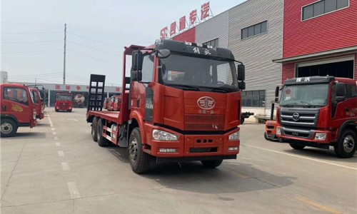 解放后八輪平板車 