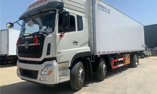 東風天龍小三軸冷藏車 
