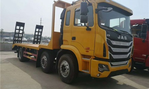 江淮小三軸挖機拖板車 