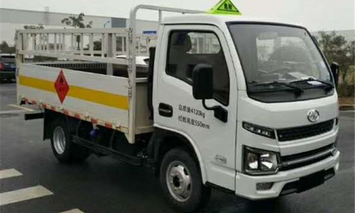 國(guó)六躍進(jìn)柴油氣瓶運(yùn)輸車 