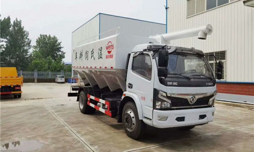 東風福瑞卡散裝飼料運輸車 