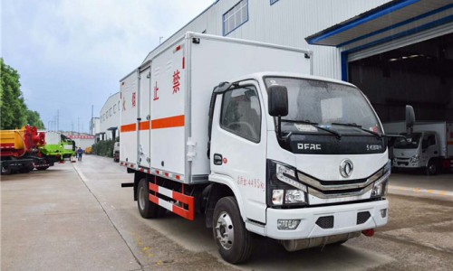 國六東風D6危險品廂式車 