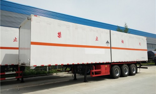 9類雜項(xiàng)危險(xiǎn)品運(yùn)輸半掛車 