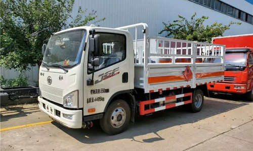 國(guó)六解放J6氣瓶運(yùn)輸車 