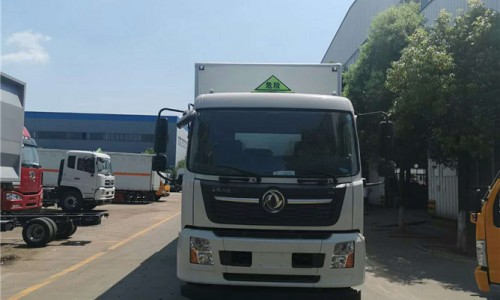 東風天錦易燃液體廂式車 