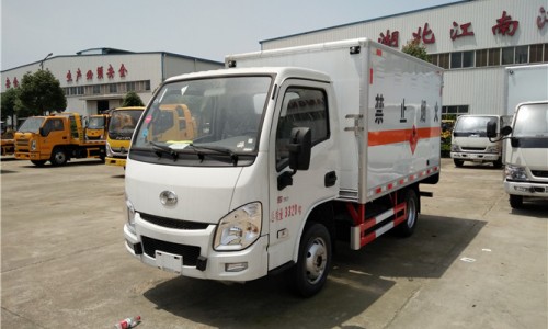 躍進(jìn)小福星易燃?xì)怏w運(yùn)輸車 