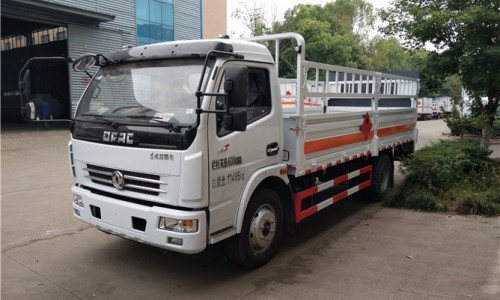 3.5噸東風多利卡氣瓶運輸車 