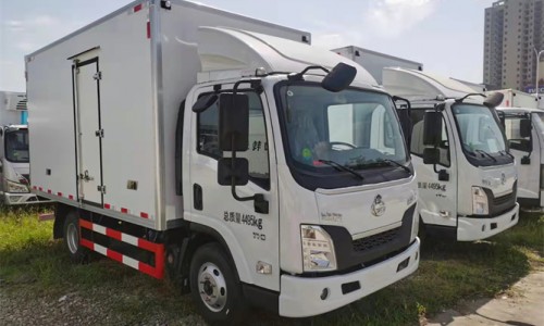 東風柳汽藍牌冷藏車 