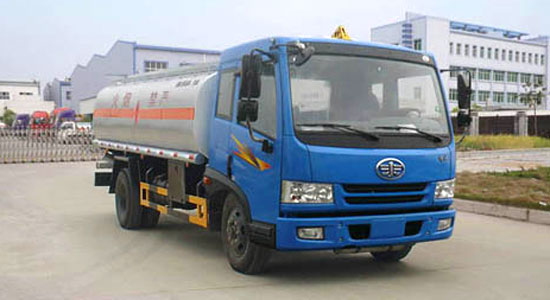 解放單橋化工液體運輸車 