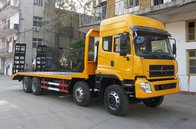 楚風前四后八平板運輸車 