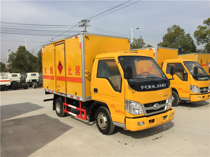 福田時(shí)代氣瓶運(yùn)輸車 