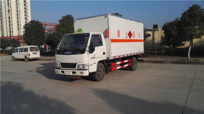 江鈴易燃?xì)怏w運(yùn)輸車價(jià)格 