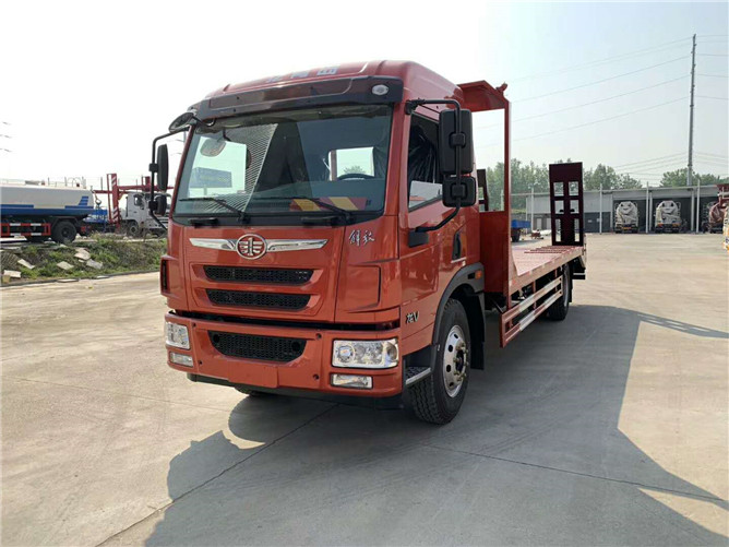 解放龍V平板運(yùn)輸車 