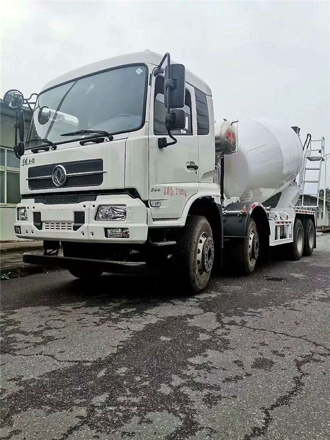 10立方東風天錦混凝土攪拌車  